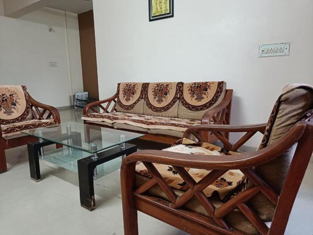 2 BHK Apartment in Gotri for rent Vadodara. The reference number is 15676769