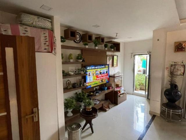 2 BHK Apartment in Gotri for rent Vadodara. The reference number is 17294373