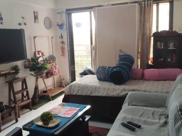 2 BHK Apartment in Govandi for rent Mumbai. The reference number is 20833925