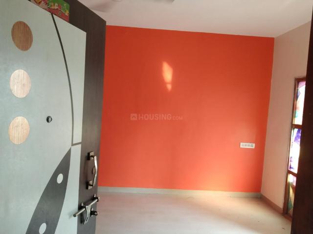 2 BHK Apartment in Gokhalenagar for rent Pune. The reference number is 11224509