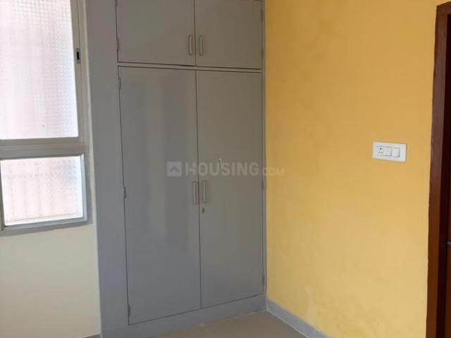 2 BHK Apartment in Gola Road for resale Patna. The reference number is 20182645
