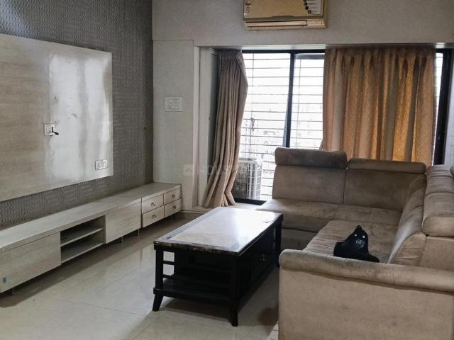 2 BHK Apartment in Goregaon East for rent Mumbai. The reference number is 18567876
