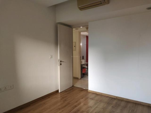 2 BHK Apartment in Goregaon East for rent Mumbai. The reference number is 19962708