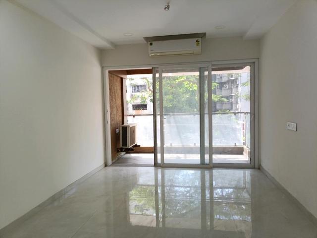2 BHK Apartment in Goregaon East for rent Mumbai. The reference number is 19980423