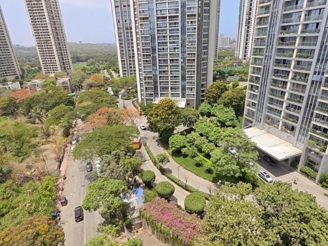 2 BHK Apartment in Goregaon East for rent Mumbai. The reference number is 20405746