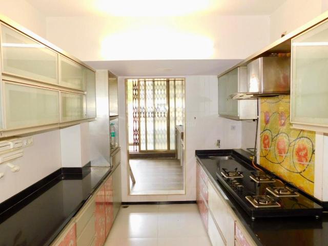2 BHK Apartment in Goregaon East for rent Mumbai. The reference number is 20406780
