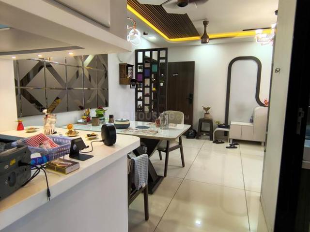 2 BHK Apartment in Goregaon East for rent Mumbai. The reference number is 20497238