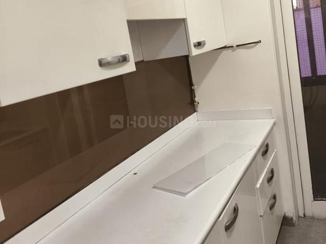 2 BHK Apartment in Goregaon East for rent Mumbai. The reference number is 20665776