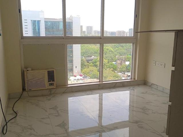 2 BHK Apartment in Goregaon East for rent Mumbai. The reference number is 20694631