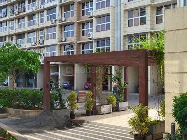 2 BHK Apartment in Goregaon East for rent Mumbai. The reference number is 20821173