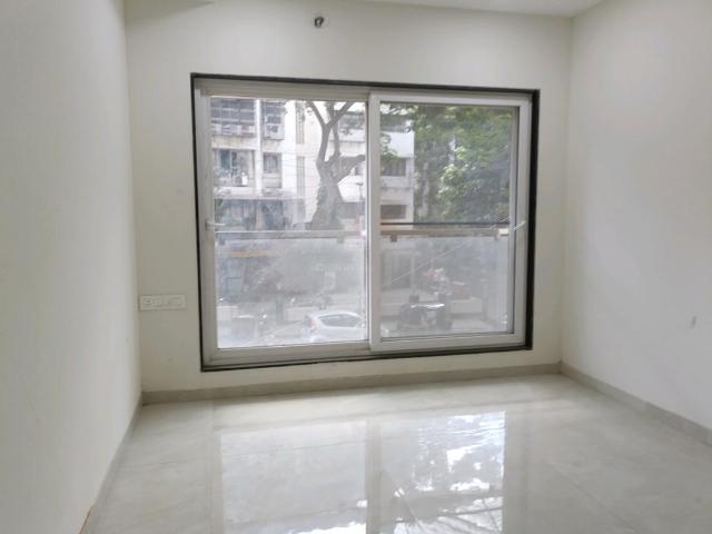 2 BHK Apartment in Goregaon East for rent Mumbai. The reference number is 20336680