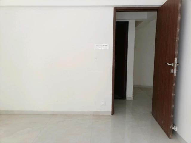 2 BHK Apartment in Goregaon East for rent Mumbai. The reference number is 20352882