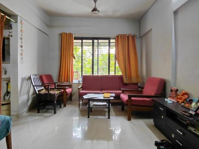 2 BHK Apartment in Goregaon East for rent Mumbai. The reference number is 20379436