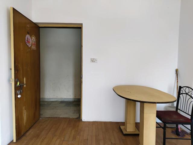 2 BHK Apartment in Goregaon East for resale Mumbai. The reference number is 17024503