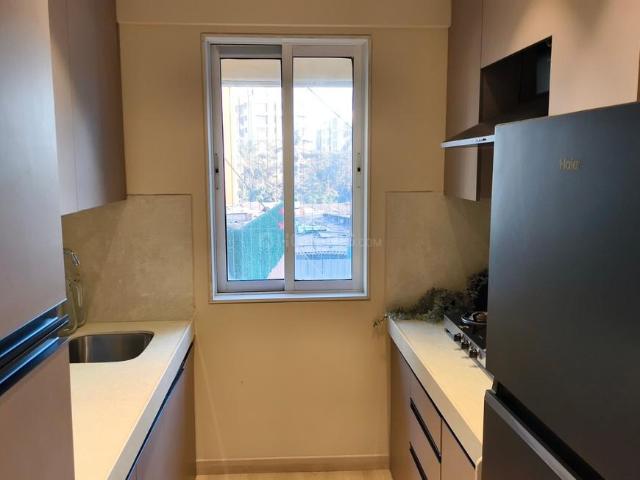 2 BHK Apartment in Goregaon East for resale Mumbai. The reference number is 19305931