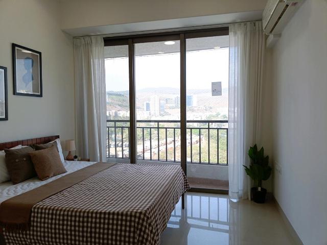 2 BHK Apartment in Goregaon East for resale Mumbai. The reference number is 20128409