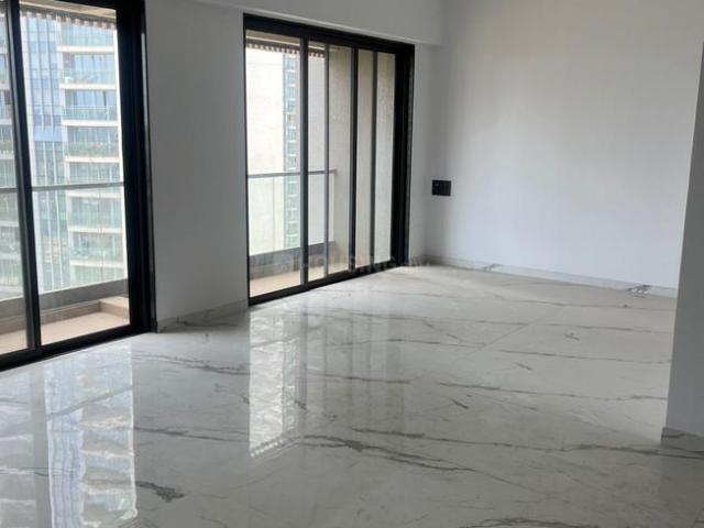 2 BHK Apartment in Goregaon East for resale Mumbai. The reference number is 20255301