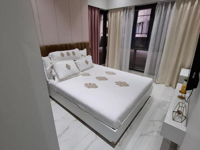 2 BHK Apartment in Goregaon East for resale Mumbai. The reference number is 20376835