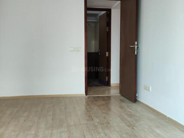 2 BHK Apartment in Goregaon East for resale Mumbai. The reference number is 20562230