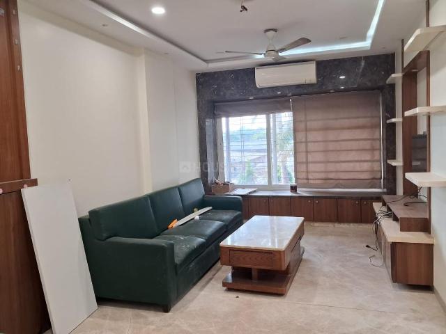 2 BHK Apartment in Goregaon East for resale Mumbai. The reference number is 20537641