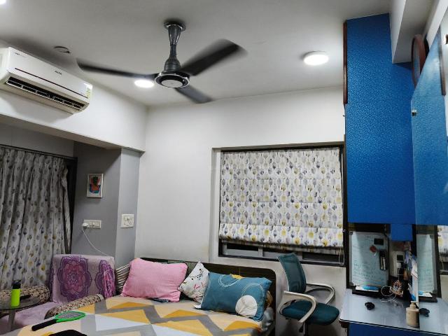 2 BHK Apartment in Goregaon East for resale Mumbai. The reference number is 20706267