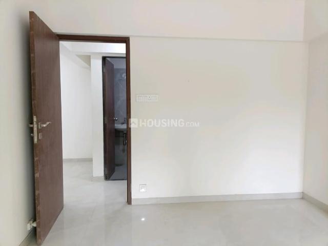 2 BHK Apartment in Goregaon East for resale Mumbai. The reference number is 20972298