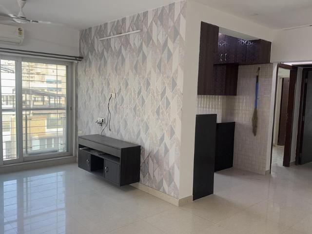2 BHK Apartment in Goregaon West for rent Mumbai. The reference number is 14694574