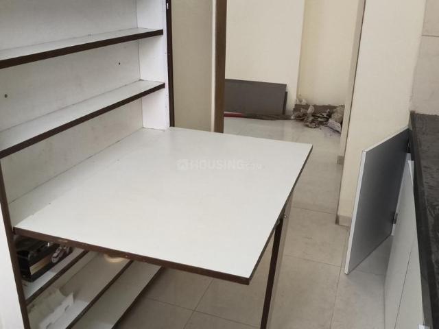 2 BHK Apartment in Goregaon West for rent Mumbai. The reference number is 17999292