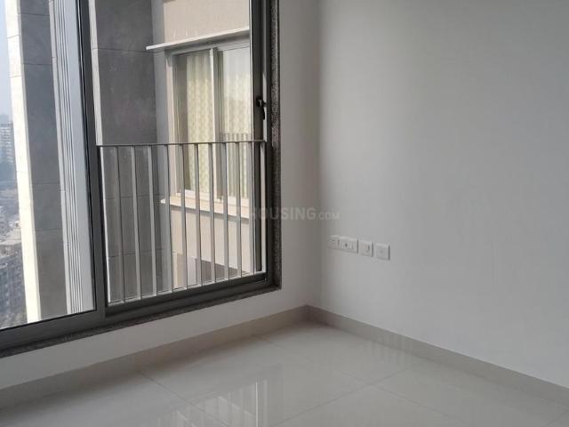 2 BHK Apartment in Goregaon West for rent Mumbai. The reference number is 18729443