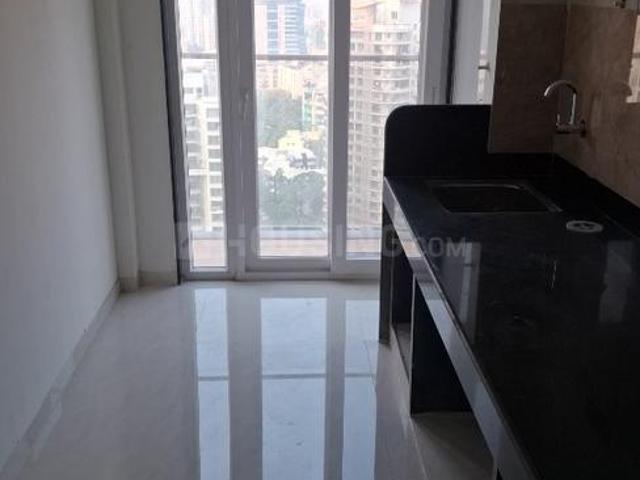 2 BHK Apartment in Goregaon West for rent Mumbai. The reference number is 18923656