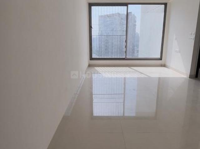 2 BHK Apartment in Goregaon West for rent Mumbai. The reference number is 18983594