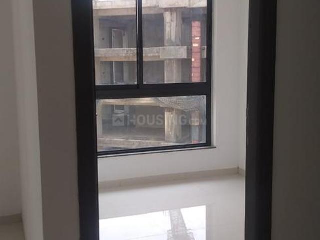 2 BHK Apartment in Goregaon West for rent Mumbai. The reference number is 19401991