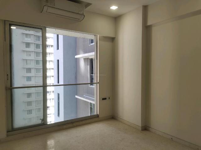 2 BHK Apartment in Goregaon West for rent Mumbai. The reference number is 19603587