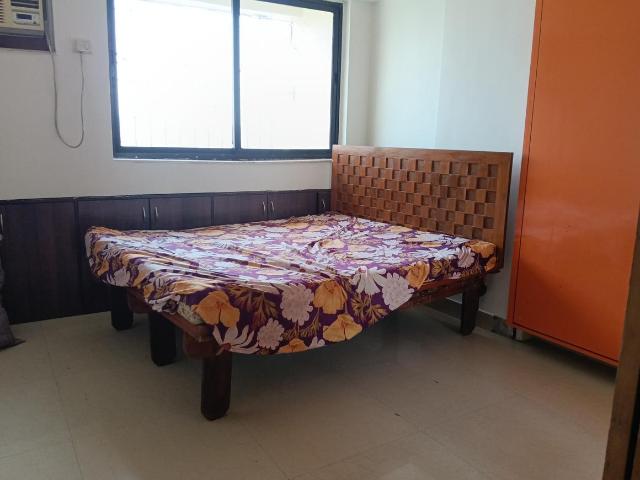 2 BHK Apartment in Goregaon West for rent Mumbai. The reference number is 19834451