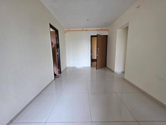 2 BHK Apartment in Goregaon West for rent Mumbai. The reference number is 19988307