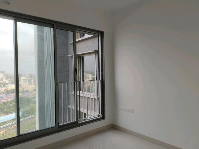 2 BHK Apartment in Goregaon West for rent Mumbai. The reference number is 20566358
