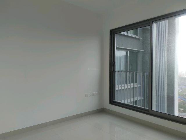 2 BHK Apartment in Goregaon West for rent Mumbai. The reference number is 20611851