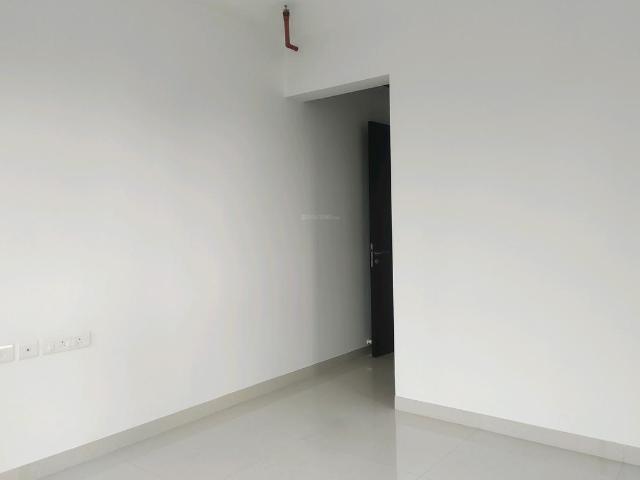 2 BHK Apartment in Goregaon West for rent Mumbai. The reference number is 20611899