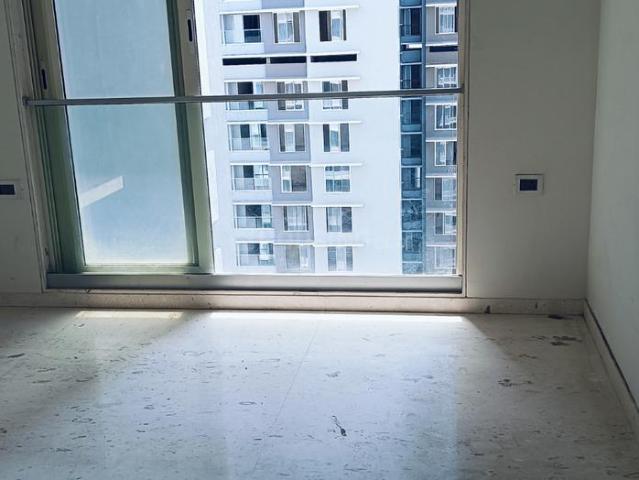 2 BHK Apartment in Goregaon West for rent Mumbai. The reference number is 20114726
