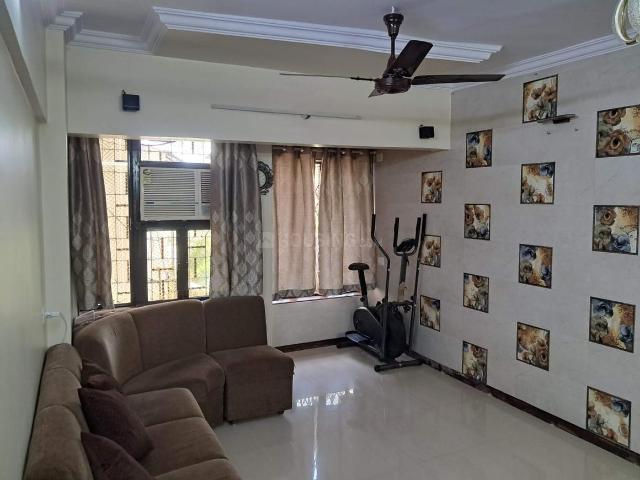 2 BHK Apartment in Goregaon West for rent Mumbai. The reference number is 20124192