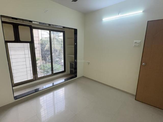 2 BHK Apartment in Goregaon West for rent Mumbai. The reference number is 20233897