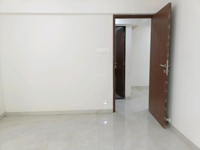 2 BHK Apartment in Goregaon West for rent Mumbai. The reference number is 20257667