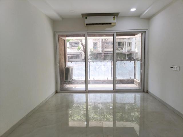 2 BHK Apartment in Goregaon West for rent Mumbai. The reference number is 20286142