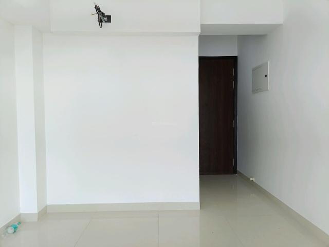 2 BHK Apartment in Goregaon West for rent Mumbai. The reference number is 20389850