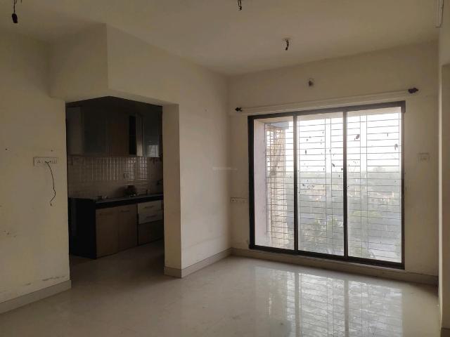 2 BHK Apartment in Goregaon West for resale Mumbai. The reference number is 16253118