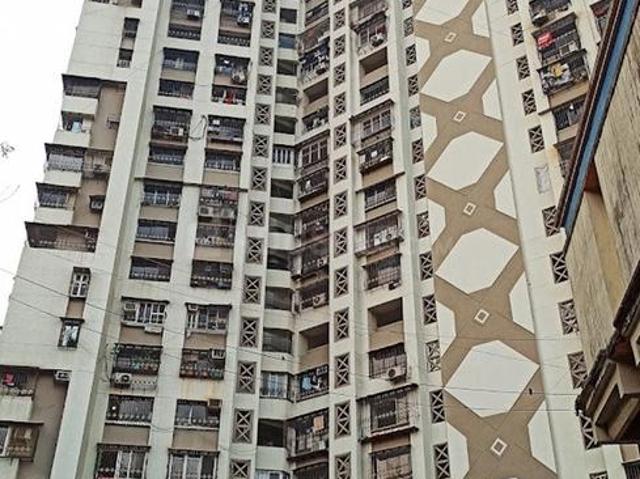 2 BHK Apartment in Goregaon West for resale Mumbai. The reference number is 19104918