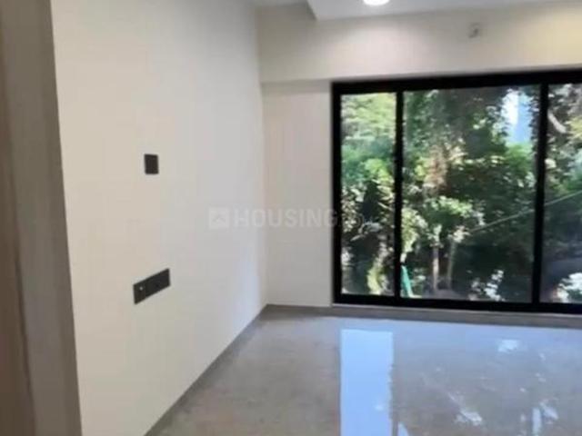 2 BHK Apartment in Goregaon West for resale Mumbai. The reference number is 19390269