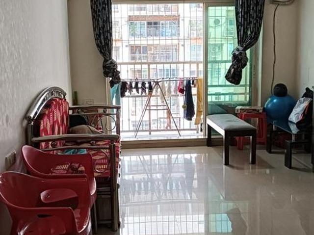 2 BHK Apartment in Goregaon West for resale Mumbai. The reference number is 19781474