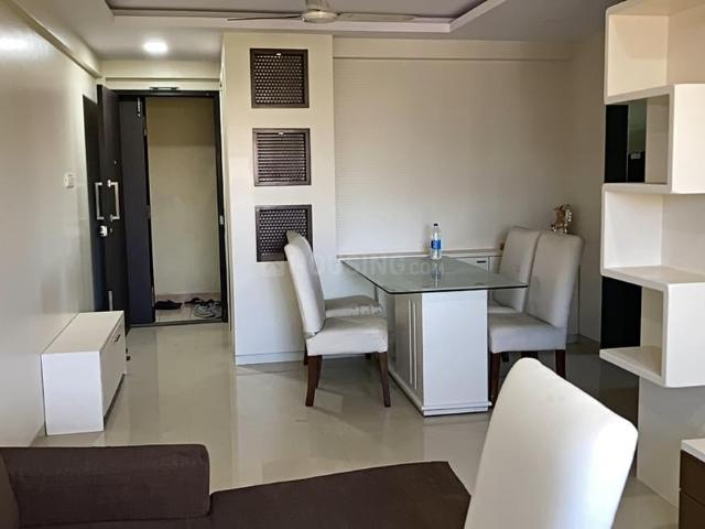 2 BHK Apartment in Goregaon West for resale Mumbai. The reference number is 20004942