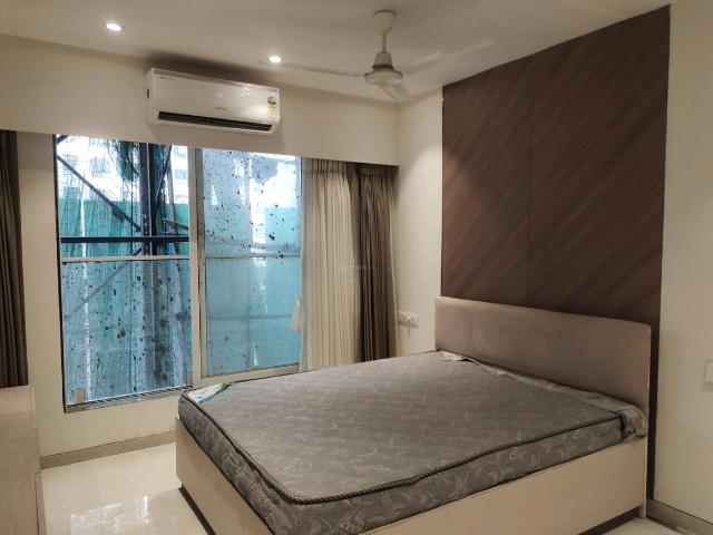 2 BHK Apartment in Goregaon West for resale Mumbai. The reference number is 20123031